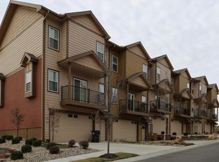 8719 Haskins St, Lenexa, KS 66215