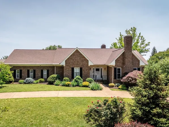 1492 Cumberland Dr, Harrisonburg, VA 22801