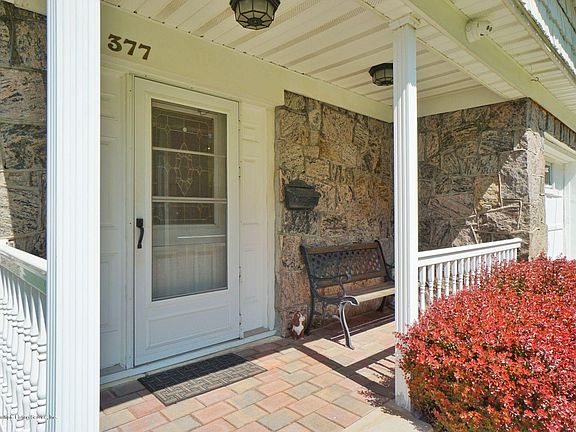3rd image of 377 Corbin Ave