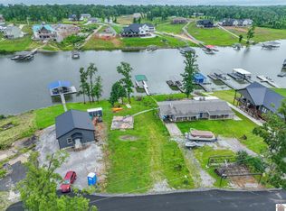 170 Concord Dr, Gilbertsville, KY 42044