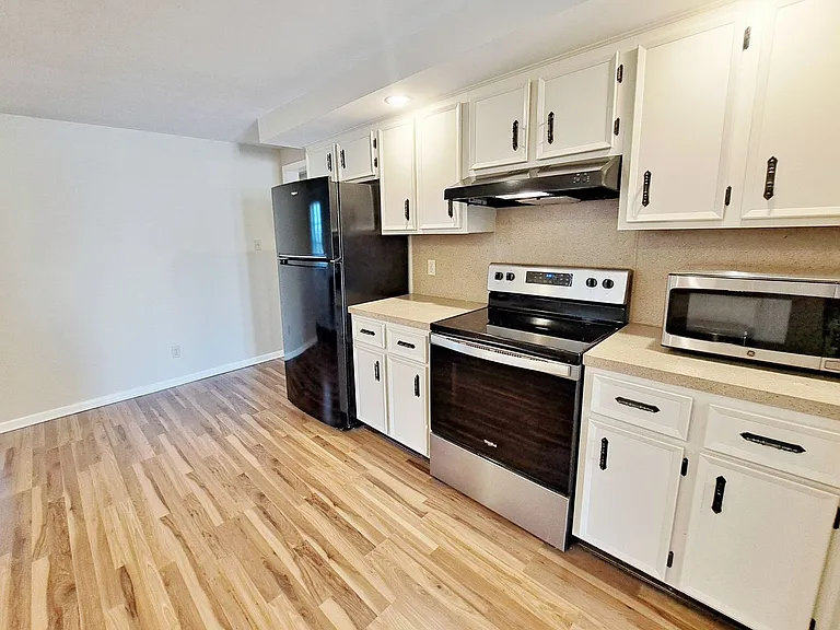 903 Old Carlisle Rd — Photo 18