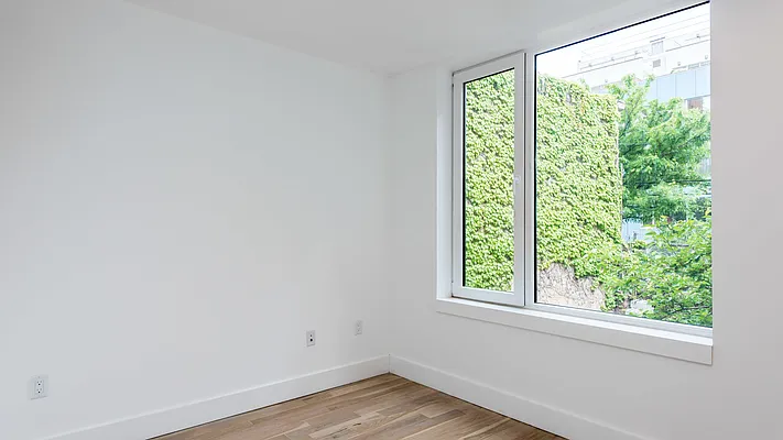 Rented by Nooklyn NYC LLC | media 101