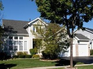 2213 Avalon Dr, Buffalo Grove, IL