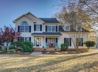 121 Bradford Crossing Dr, Roebuck, SC 29376