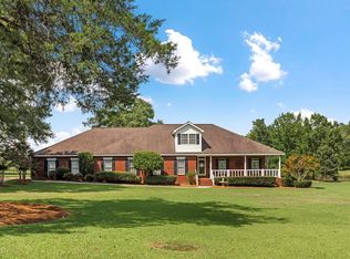 298 Breakfast Pond Dr, Ashford, AL 36312