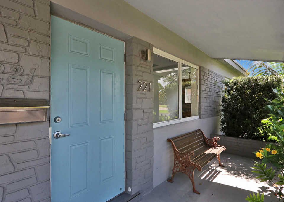1st image of 221 NE 43rd Ct