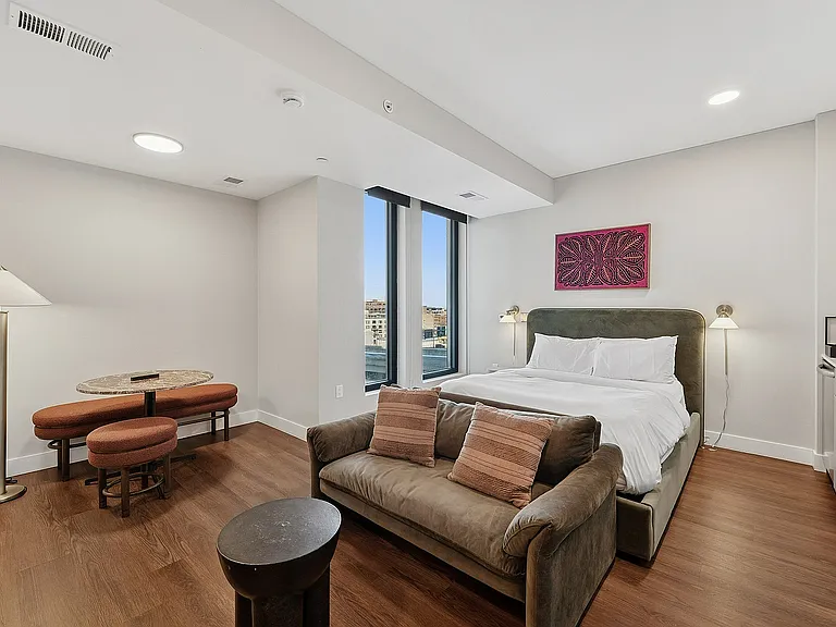 North Loop Green 360 Bedroom