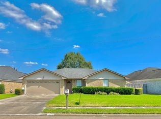 2709 Saba Ln, Port Neches, TX 77651