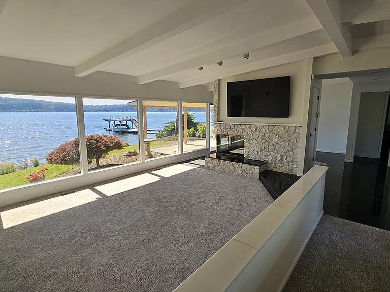 3803 E Lake Sammamish Shore Ln SE — Photo 2
