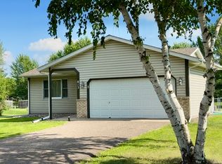 813 Cedar St SW, Isanti, MN 55040