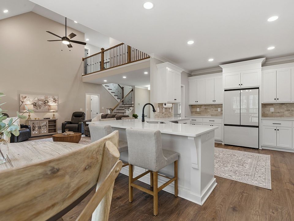 1st image of 15 Nature Ridge Rd
