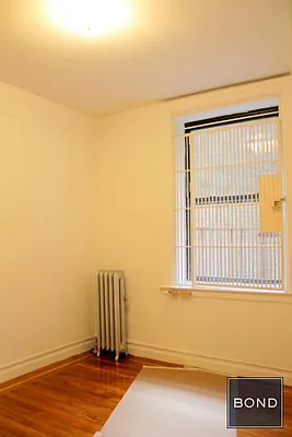 Rented by Bond New York | media 39