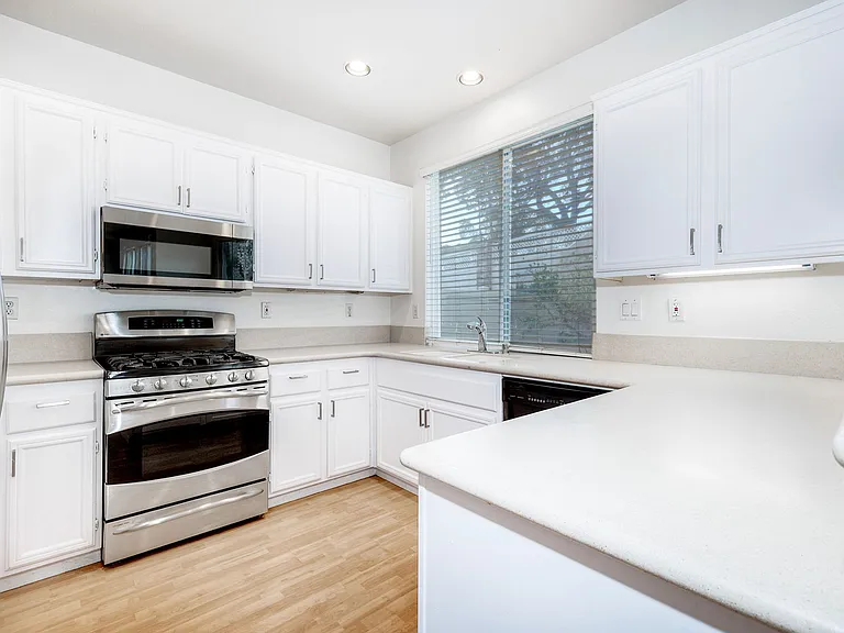 2979 W Canyon Ave W #C — Photo 10