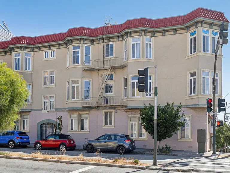 65 Guerrero St #5 — Photo 1