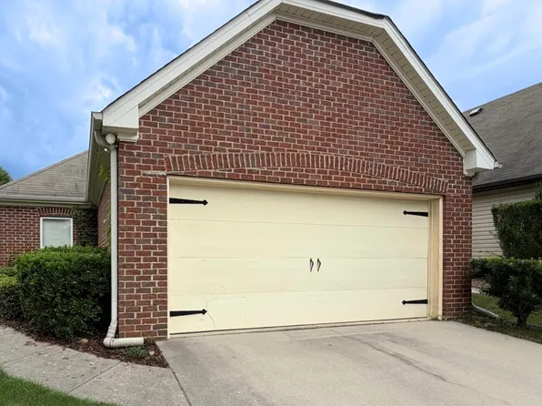 5276 Promenade Dr, Trussville, AL 35173
