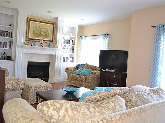 5th image of 107 Lynwood Dr