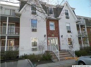 66 Whitefield Ave #216, Ocean Grove, NJ 07756