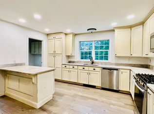 45 Branstrom Rd, Vassalboro, ME 04989