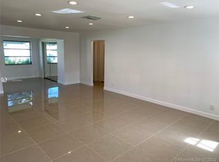 1070 NW 89th Ave, Plantation, FL 33322