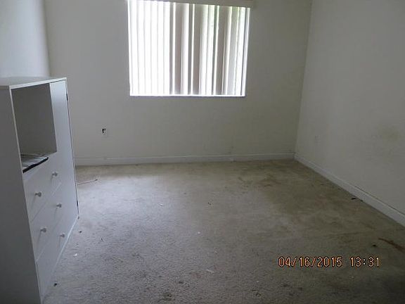 5th image of 1120 SE 25th Ave #340
