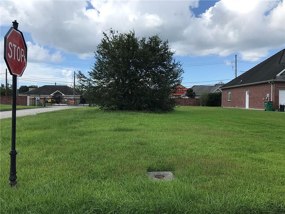 1st image of Oak Dale Dr