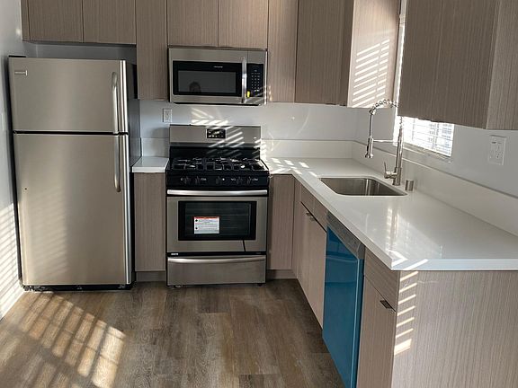 5th image of 1004 N Ditman Ave APT 1
