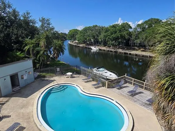 6305 Newtown Cir #5B4, Tampa, FL 33615