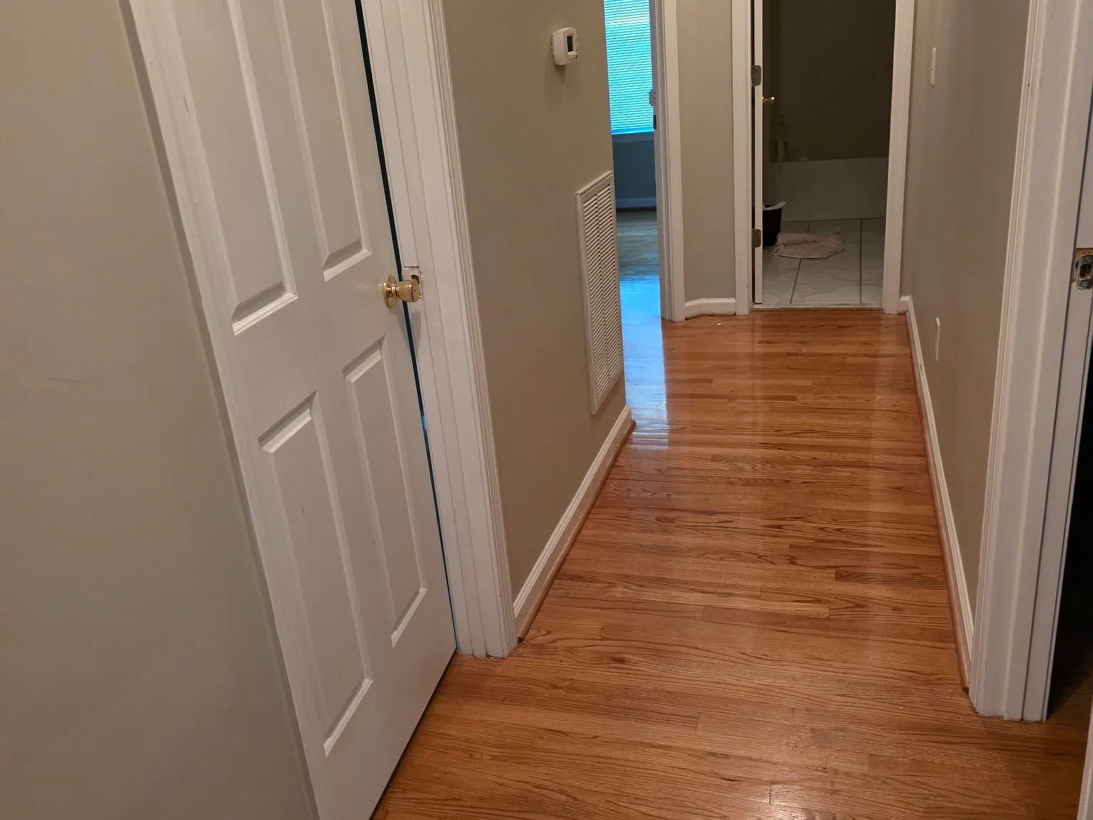 3 bed, 1944 sqft, $2,000 — Photo 2