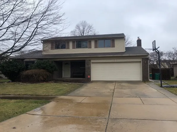 24782 Blanche St, Brownstown, MI 48134
