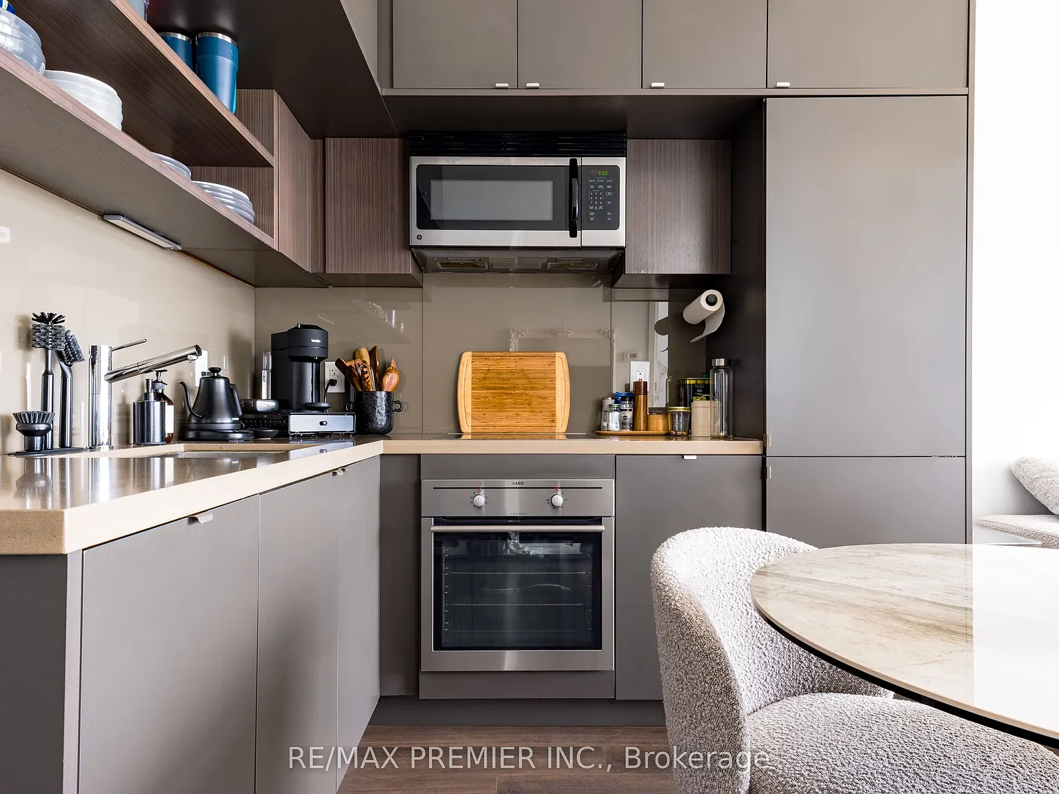 2 bed, $3,550 — Photo 4