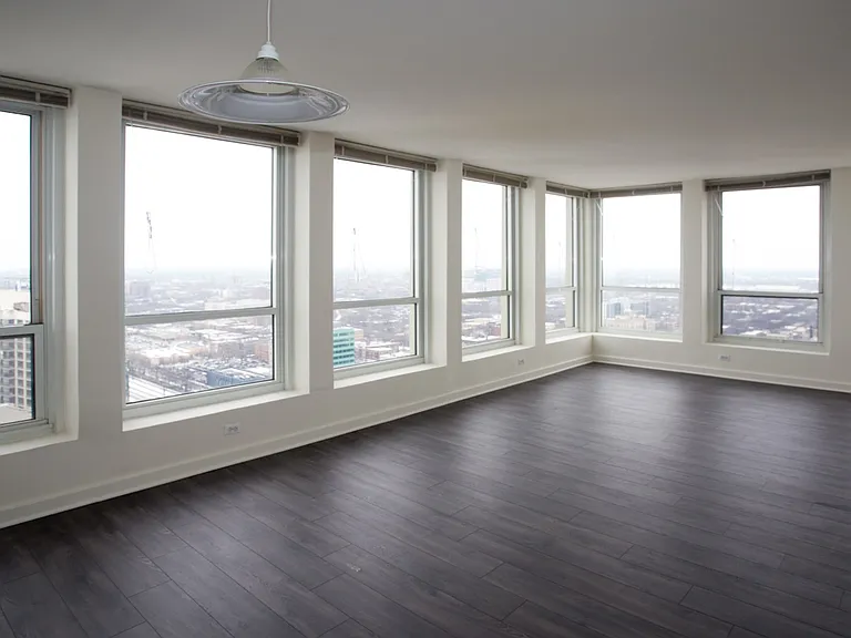 Dining/Living room