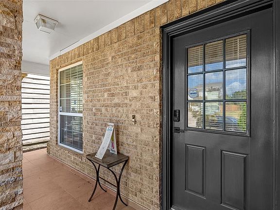 5th image of 2430 Glenholly Park Dr