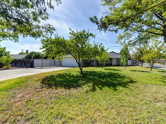 4th image of 8688 Duryea Dr
