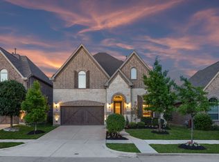908 Gray Hawk Ln, Euless, TX 76039