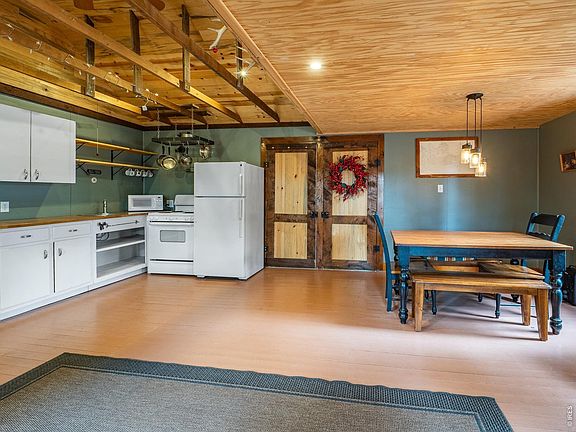 5th image of 37 Teddys Ln