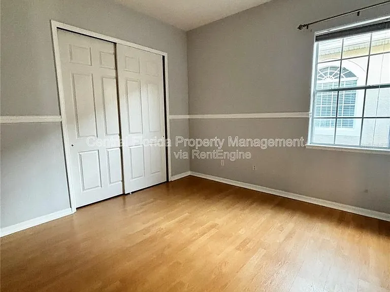 16127 Bristol Lake Cir — Photo 32