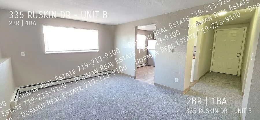 Updated 2 bedroom, 1 bath Garden Level Unit Available! — Photo 2