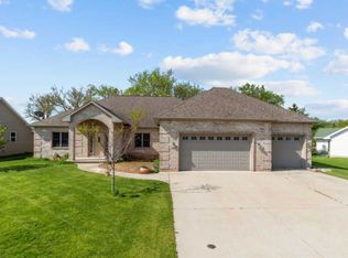 3144 Turquoise Trl, Green Bay, WI 54311