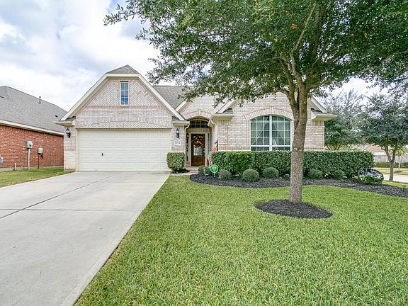 2nd image of 20706 Orange Poppy Dr