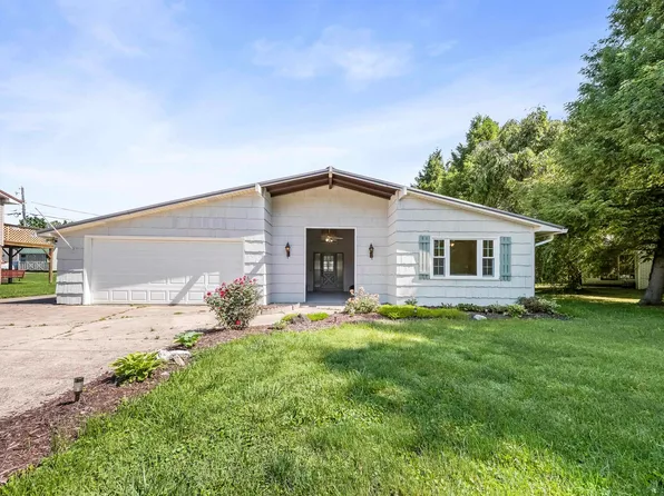 1411 S Calumet Dr, Worthington, KY 41183