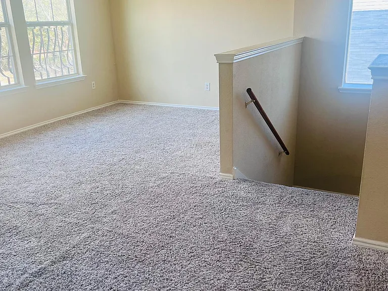 9200 Goldenview Dr — Photo 15