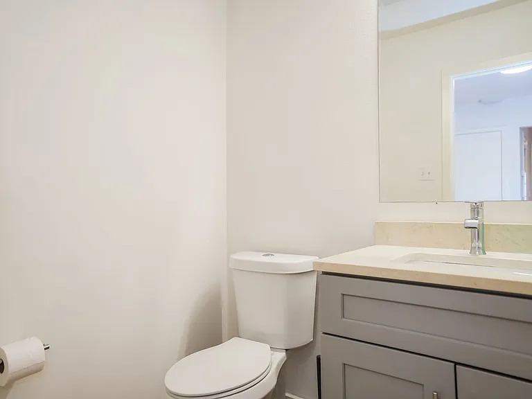 810 Banister Ln #806 — Photo 11