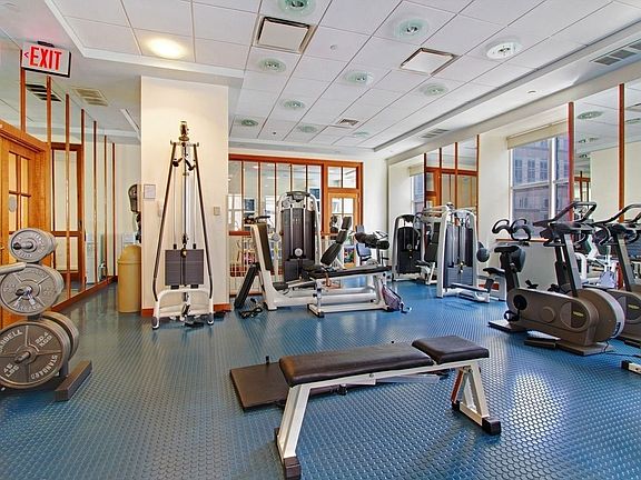 5th image of 425 5th Ave APT 32A