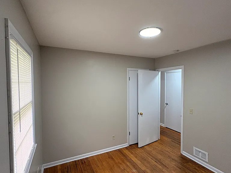 207 N Stark St #209 — Photo 12
