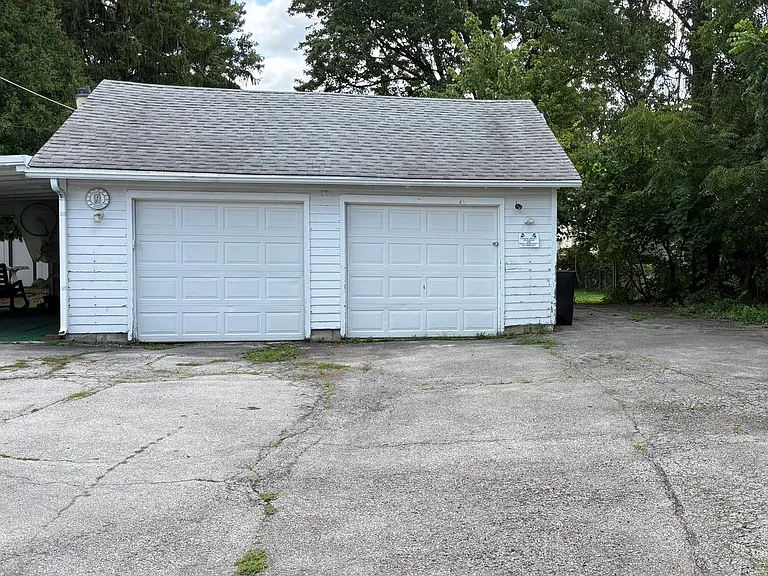 128 N Seffner Ave — Photo 20