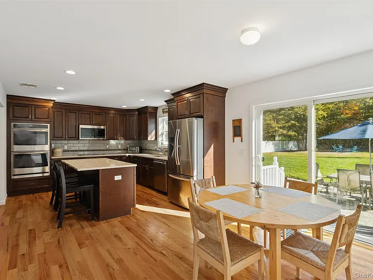 16 Mastro Ct — Photo 14