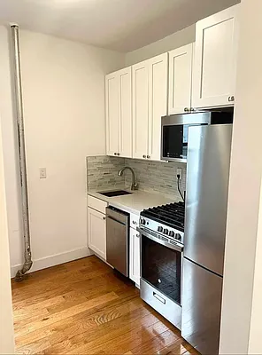 Rented by Landmark Realty & Management | media 18