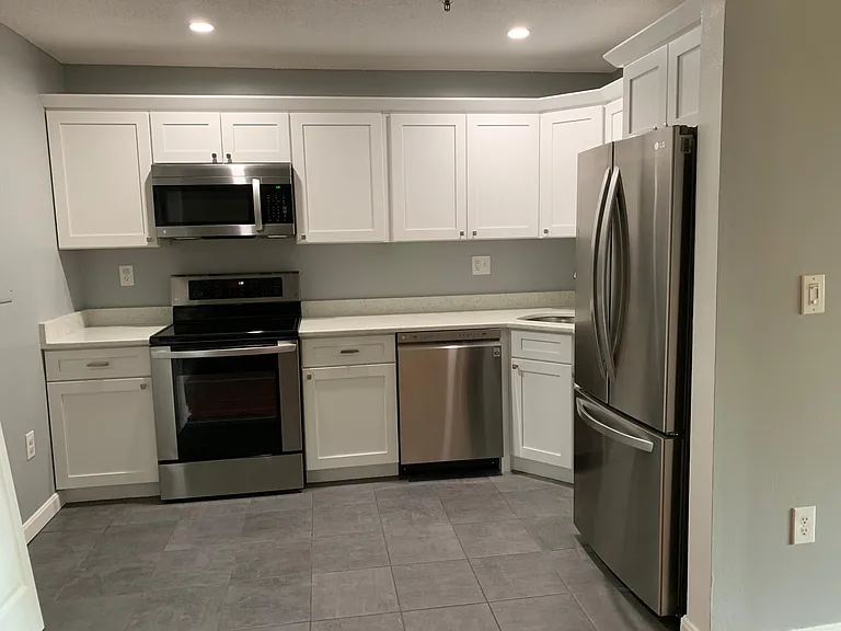 113 Cluff Crossing Rd #XX — Photo 3