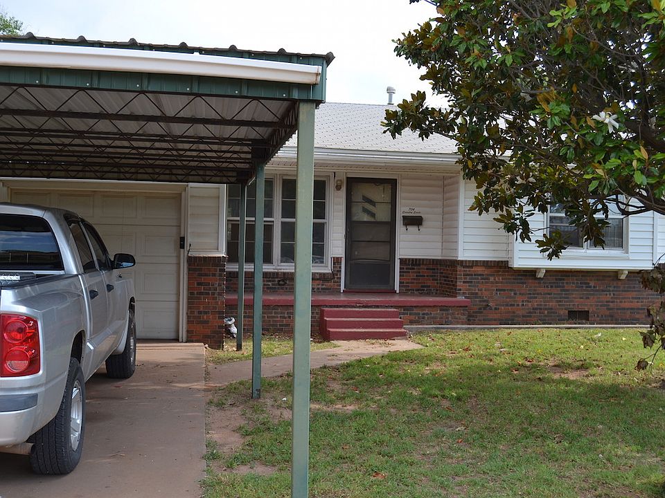 1st image of 704 Coventry Cir