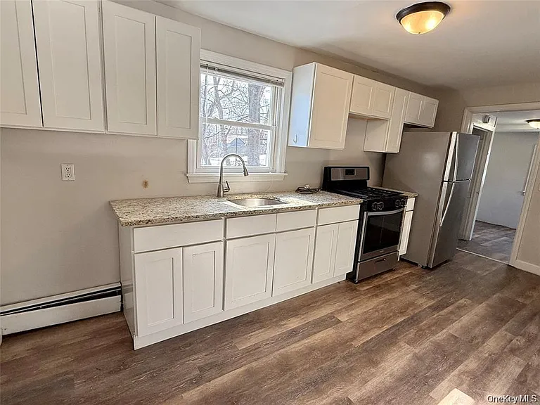 4 Riverview Ave #2 — Photo 4